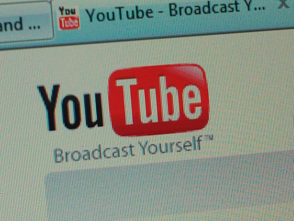 YouTube a lansat un nou tool pentru editarea filmulețelor